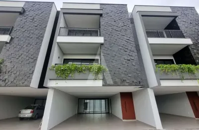 Casa residencial com 3 quartos  para alugar, 306.43 m2 por r$16000.00  - gloria - joinville/sc