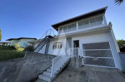 Casa residencial com 2 quartos  para alugar, 107.00 m2 por r$2400.00  - petropolis - joinville/sc