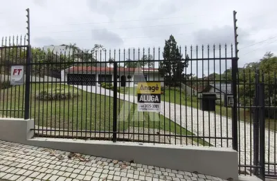 Casa residencial com 3 quartos  para alugar, 284.00 m2 por r$6500.00  - floresta - joinville/sc