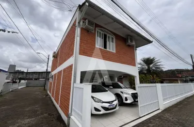 Imóvel mobiliado com 2 quartos no bairro anita garibaldi, com 75 m².