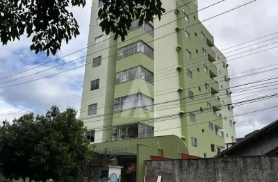 Apartamento semi mobiliado com 3 quartos, sacada com churrasqueira, no bairro bom retiro.