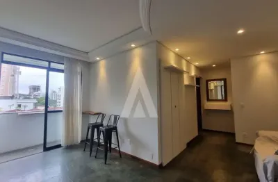 Apartamento com 2 quartos, sacada com churrasqueira, prédio com elevador e 1 vaga de garagem no Bairro América