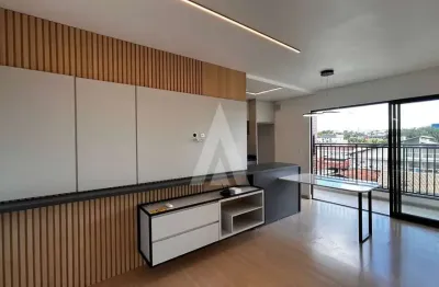 Apartamento 2 quartos sendo 1 suíte, sacada com churrasqueira, no bairro costa e silva.