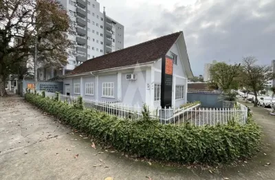 Imóvel comercial, localizado no bairro anita garibaldi, joinville, com 200 m².