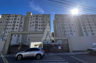 Apartamento com 2 quartos, cozinha, sacada com churrasqueira no bairro floresta.