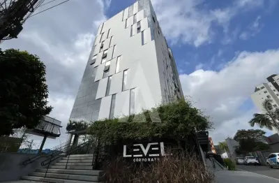 Imóvel comercial, sala ampla, localizado no bairro América em Joinville, com área de 231,94 m².