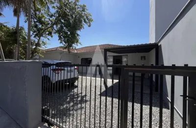 Casa residencial com 2 quartos localizada no bairro Aventureiro, com 75 m².