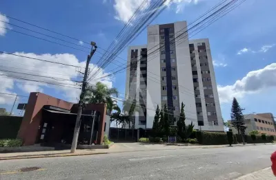 Apartamento com 3 quartos, sacada e elevadores no bairro Floresta.