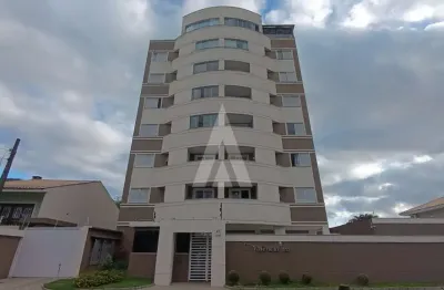 Apartamento no bairro santo antônio com 03 quartos, sendo 01 suíte, duas vagas de garagem e acesso com elevador.