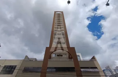 Apartamento 1 Quarto no Centro, 18º Andar, com Academia, Piscina e Lavanderia