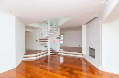 Cobertura duplex 400m² em Moema com piscina privativa, elevador exclusivo, 4 dormitórios, 3 suítes