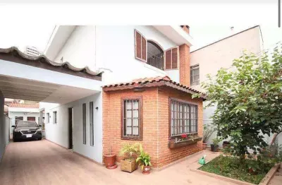 Sobrado à venda com 3 dormitórios  (1 suíte)  4 vagas de garagem