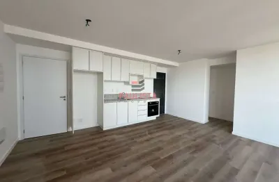Apartamento à venda com 2 dormitórios, sendo 1 suíte, sacada e 1 vaga de garagem, na vila mariana.