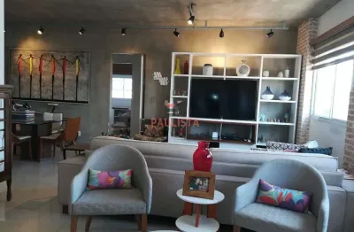 Apartamento Reformado com 2 suítes, e 2 vagas de garagem no Jardim da Saúde