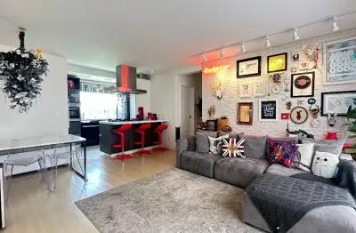 Belíssima cobertura com 1 suíte mais 1 quarto à venda no bairro anita garibaldi em joinville - sc de  r$ 950.000,00.