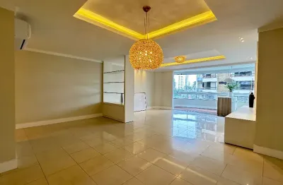 Belíssimo apartamento com 3 suítes à venda no centro de joinville - sc por r$ 1.398.000,00.