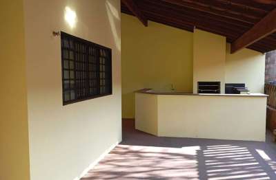 Casa com 3 dormitórios para alugar, 220 m² por r$ 2.200,00/mês - ibirapuera - barretos/sp