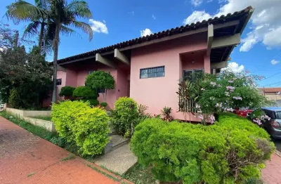 Casa com 5 dormitórios à venda, 265 m² por r$ 820.000,00 - centro - barretos/sp