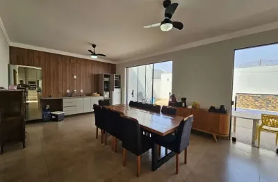 Casa com 3 dormitórios, 233 m² - venda por r$ 990.000,00 ou aluguel por r$ 4.900,00/mês - city barretos - barretos/sp
