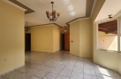 Casa com 3 dormitórios, 147 m² - venda por r$ 600.000,00 ou aluguel por r$ 2.900,00/mês - jockey club - barretos/sp
