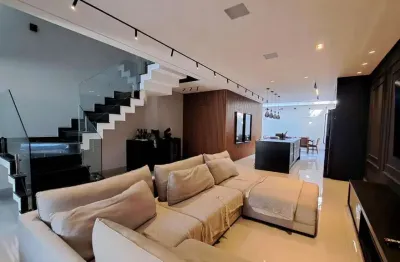 Que tal morar numa luxu0sa e elegante casa em pleno rudge ramos, proximo ao parque salvador arena?