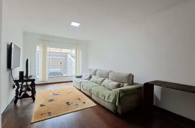 Este imovel é para você que quer espaço para morar bem com sua familia!! entre em contato.