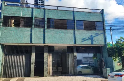 Prédio com sala comercial, apartamento e lofts -  ideal para investimento - valorização garantida e retorno com locação