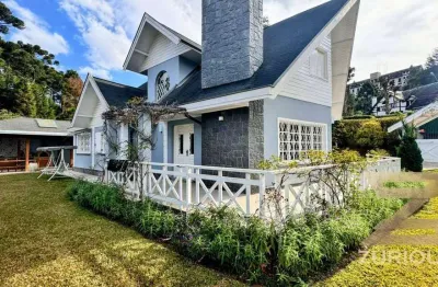 Casa com 3 dormitórios, 296 m² - venda por R$ 3.200.000,00 ou aluguel por R$ 7.500,00/mês - Capivari - Campos do Jordão/SP