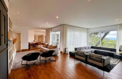 Casa com 3 dormitórios à venda, 270 m² por r$ 3.000.000,00 - alto da boa vista - campos do jordão/sp