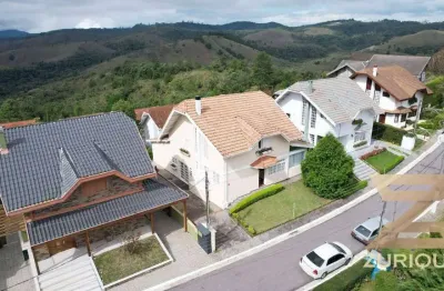 Casa com 3 dormitórios à venda, 200 m² por r$ 1.400.000,00 - vila porã - campos do jordão/sp