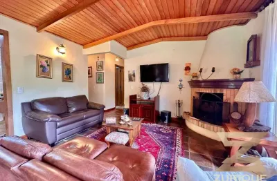 Apartamento com 3 dormitórios à venda, 130 m² por r$ 1.050.000,00 - vila capivari - campos do jordão/sp