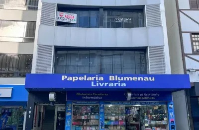 Sala comercial para alugar na Rua 15 de Novembro, 701, Centro, Blumenau