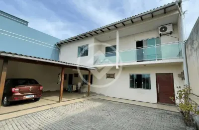 Casa a venda com 3 quartos, terreno amplo localizado no bairro rio caveiras em biguaçu-sc codigo: 42531