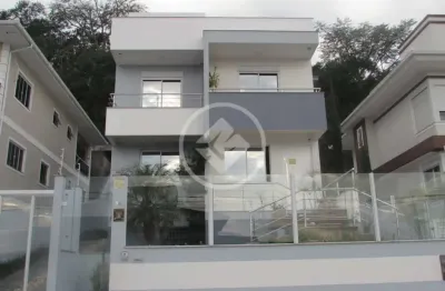 Casa com 3 quartos à venda na Rua José Wilson Francisco, 98, Forquilhinhas, São José