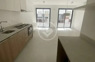 Studio bem localizado apenas 10 minutos do centro. codigo: 52370