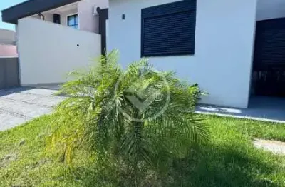 Residência exclusiva em um terreno de 200m², com 100m² construídos e potencial de expansão adicional de 40m² codigo: 58656