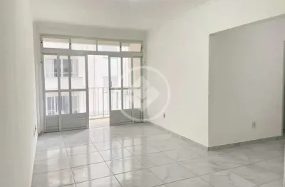 Espaço e boa localização neste apto de 3 quartos no centro de florianópolis codigo: 61739