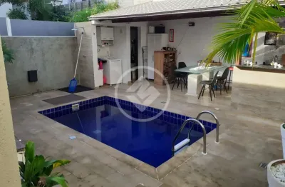 Casa com piscina  localizada na cachoeira do bom jesus codigo: 64439
