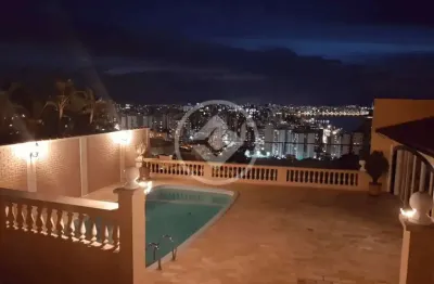 Casa com 3 quartos à venda na Avenida do Antão, 168, Centro, Florianópolis