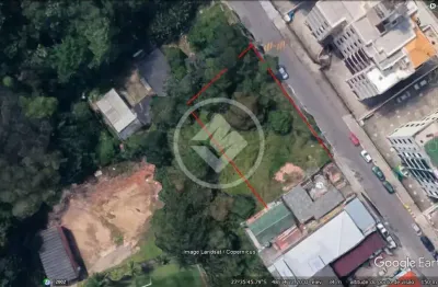 Terreno à venda na Rua Visconde de Cairú, 276, Estreito, Florianópolis