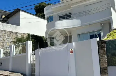 Casa com 3 quartos à venda na Rua Andrelino Natividade da Costa, 190, Canto, Florianópolis