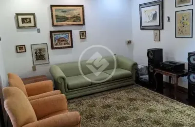 Oportunidade imperdível: casa ampla com 6 dormitórios e 327 m² na trindade codigo: 113917