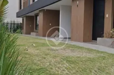 Casa em condomínio fechado com 3 quartos à venda na rua grumixama, 163, campeche, florianópolis, 123 m2 por r$ 1.150.000