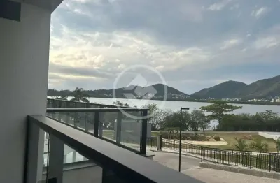 Apartamento vista mar - 3 dormitórios sendo três suítes - condomínio no bairro joão paulo - florianópolis codigo: 124154