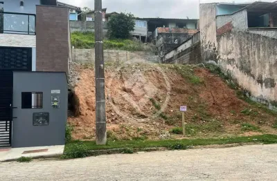 Terreno à venda na Rua Jorge Vieira de Camargo, 211, Forquilhas, São José