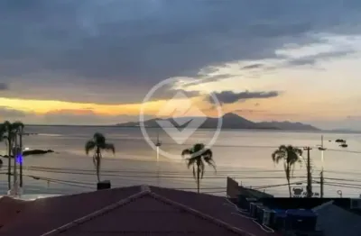 Coqueiros | mobiliado com 2 suítes e 2 vagas com vista mar codigo: 138246