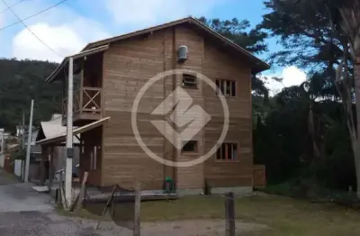 Venda casa de madeira 2 andares no morro das pedras codigo: 138694