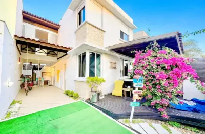 Casa com 3 quartos à venda na Todas As Luas, 31, Campeche, Florianópolis