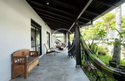 Casa com 3 dormitórios à venda no campeche, em florianópolis. codigo: 141207