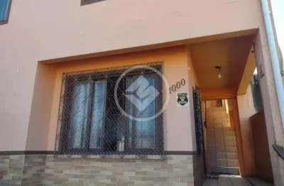 Imóvel com Duas Casas no Mesmo Terreno | Amplo Espaço, Sol o Dia Todo e Área Gourmet codigo: 273773